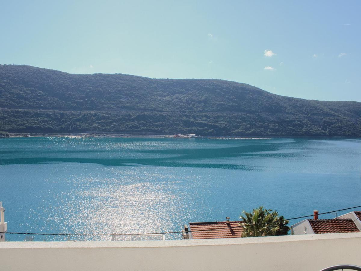 Apartments And Rooms Mato Neum Chambre photo