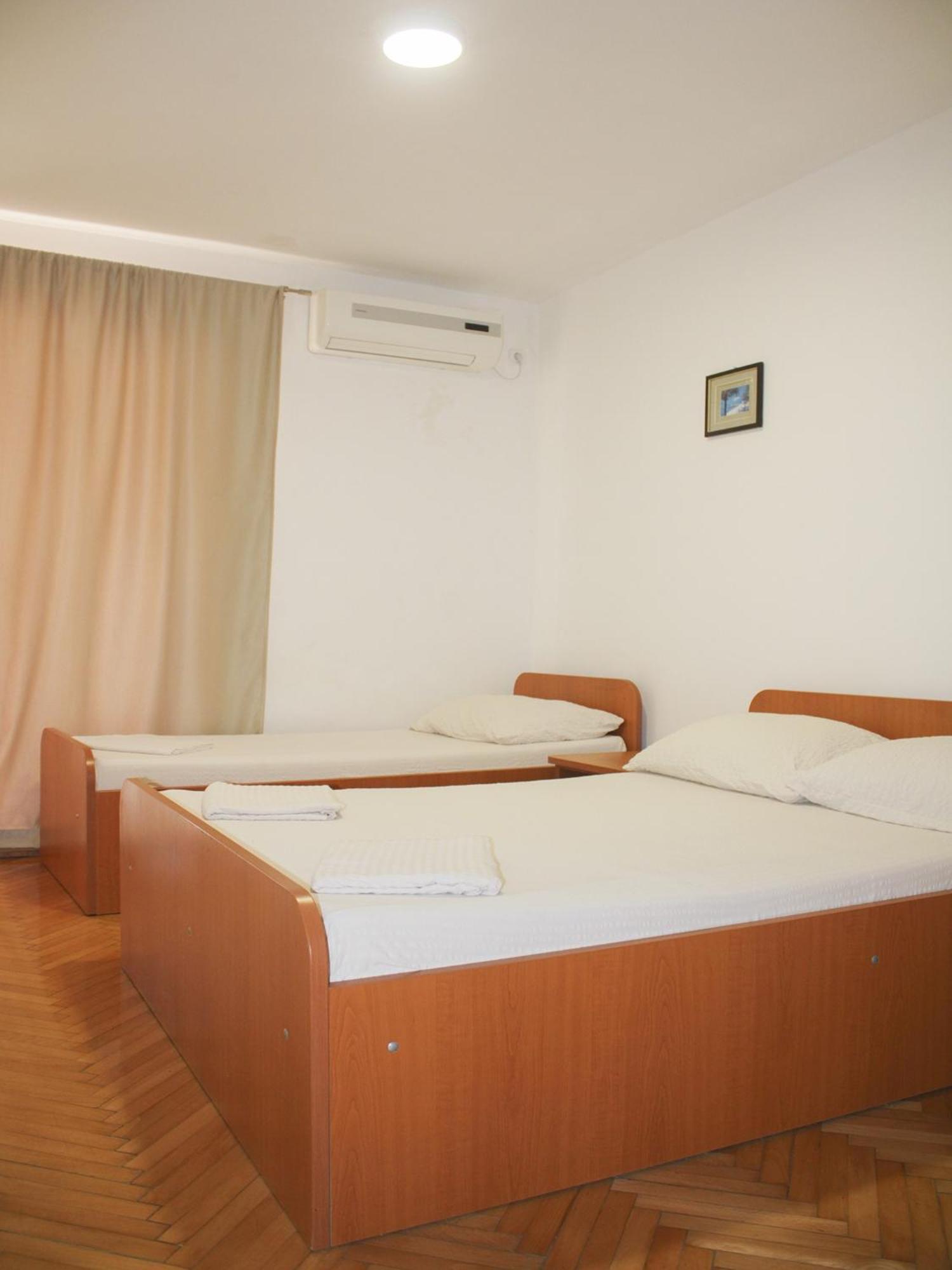 Apartments And Rooms Mato Neum Chambre photo