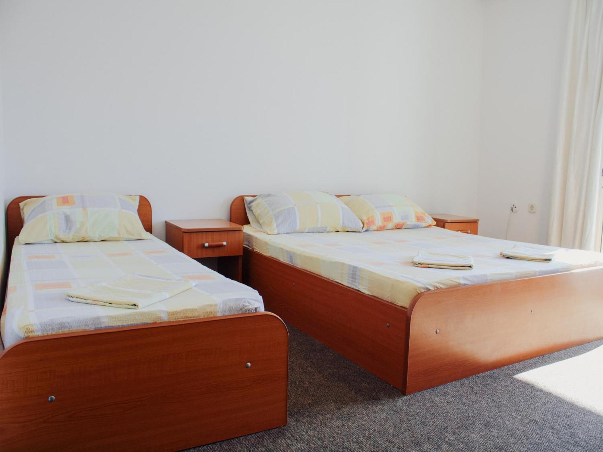 Apartments And Rooms Mato Neum Chambre photo