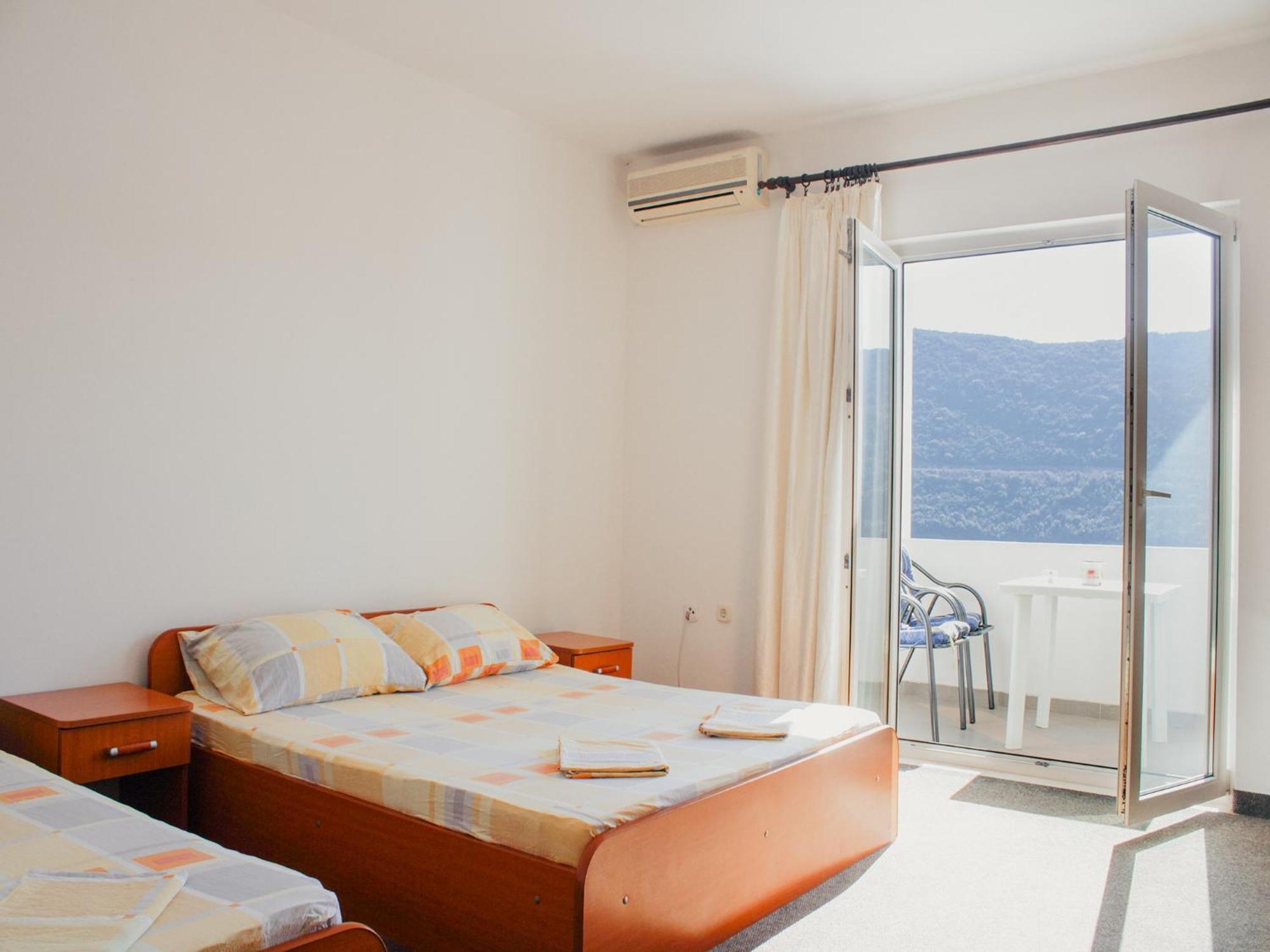 Apartments And Rooms Mato Neum Chambre photo